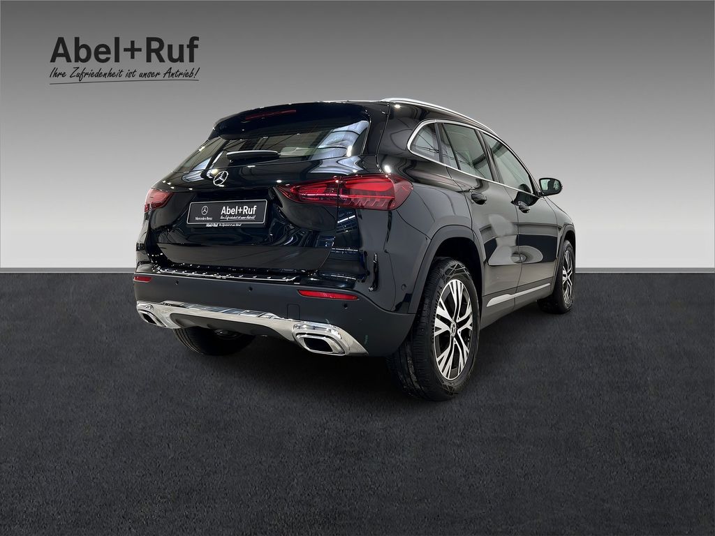 Mercedes-Benz GLA 200 2025