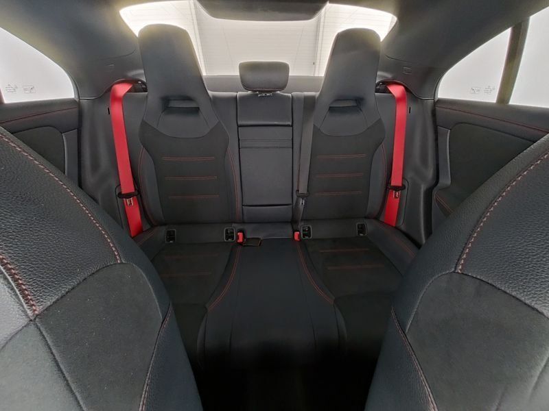 Mercedes-Benz CLA 35 AMG 2025