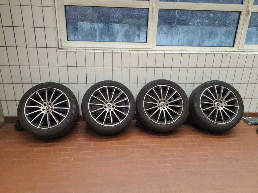 Mercedes-Benz GLC 300 2021