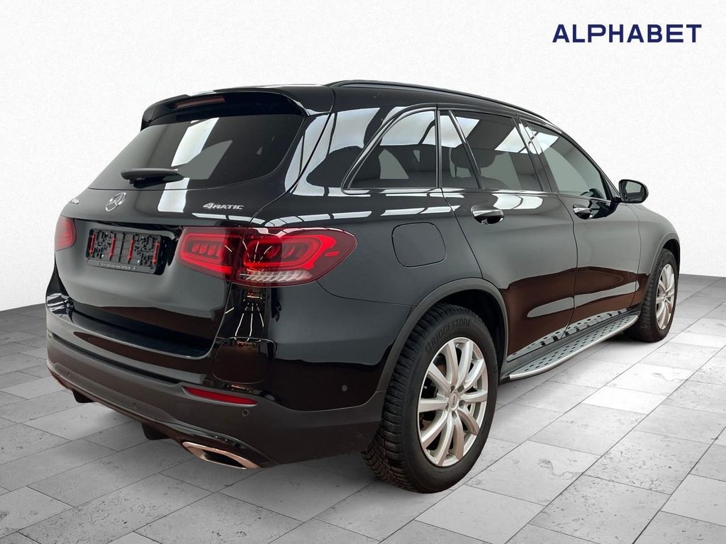 Mercedes-Benz GLC 300 2021