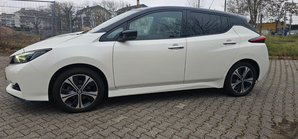 Nissan Leaf 2021