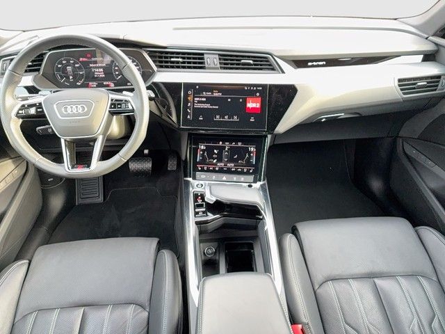 Audi e-tron 2022