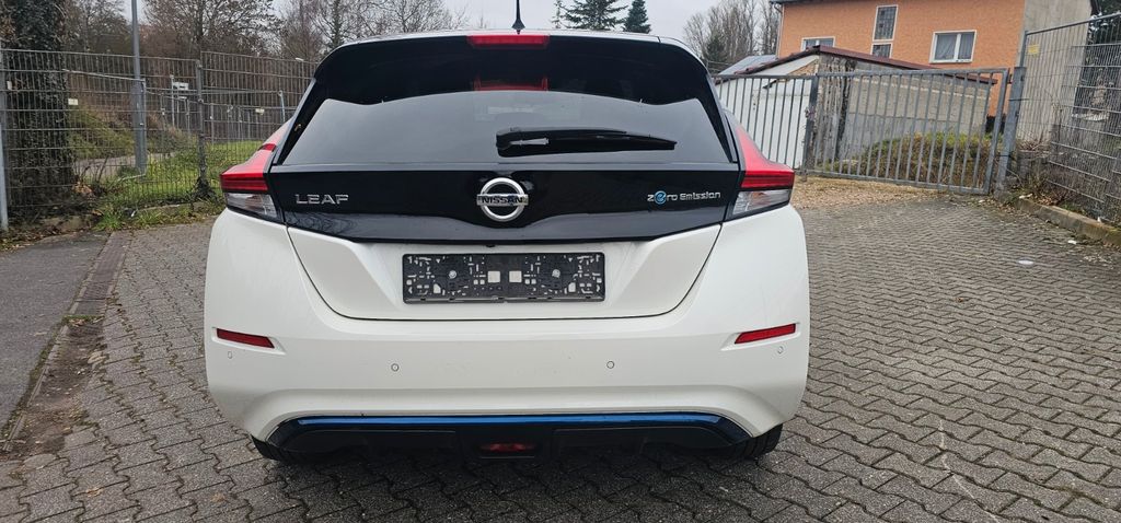 Nissan Leaf 2021