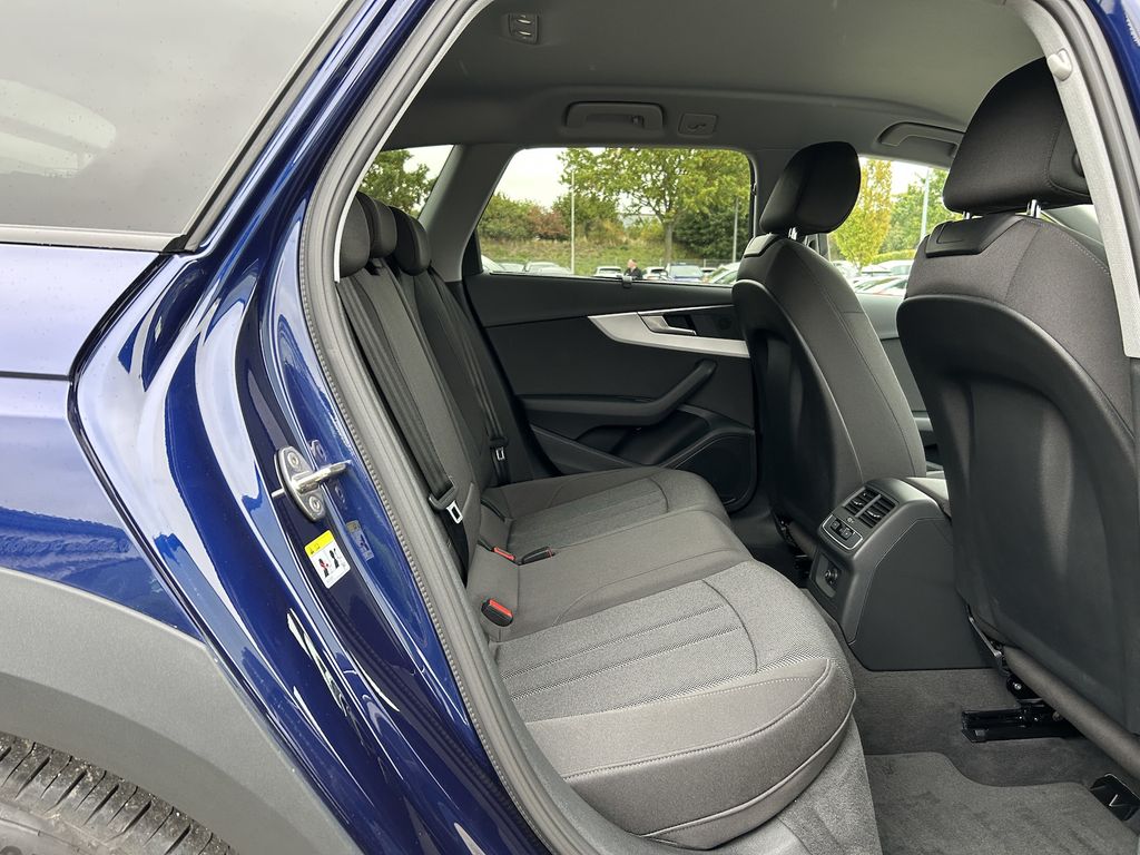 Audi A4 Allroad 2023