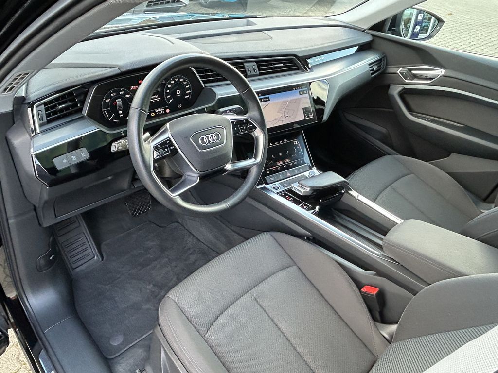 Audi e-tron 2022