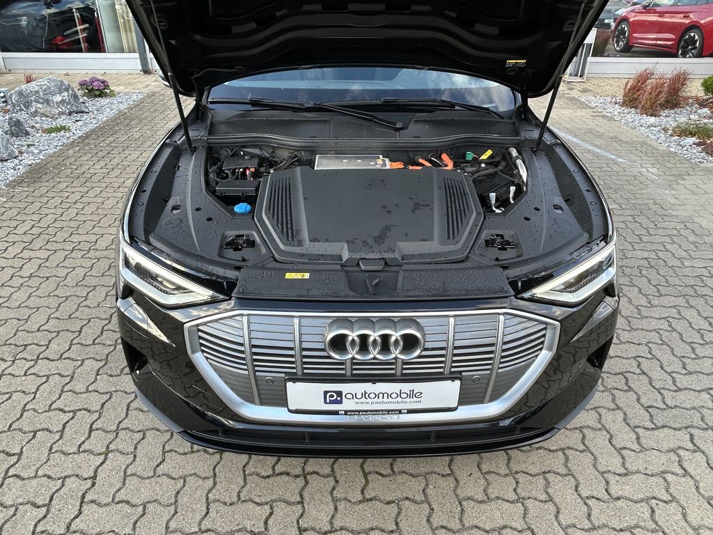 Audi e-tron 2022
