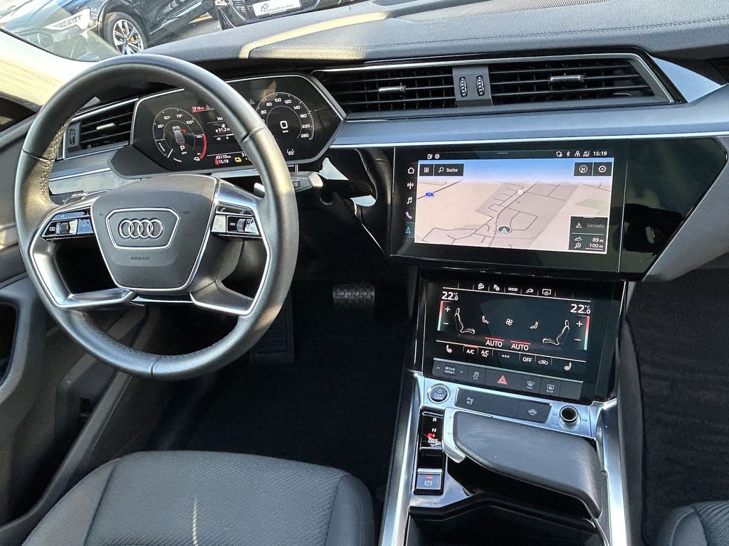 Audi e-tron 2022