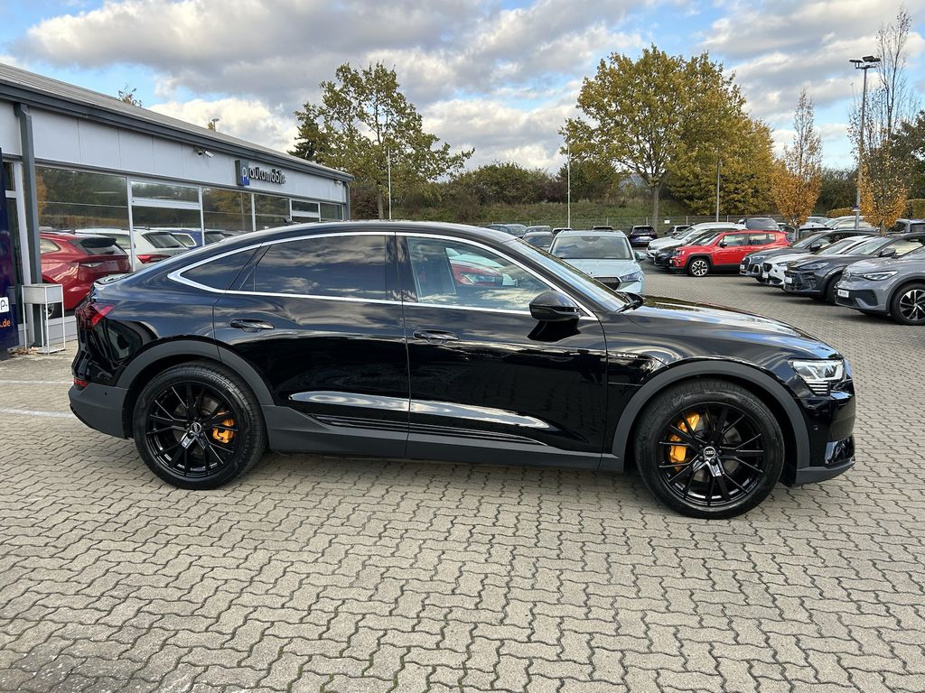Audi e-tron 2022