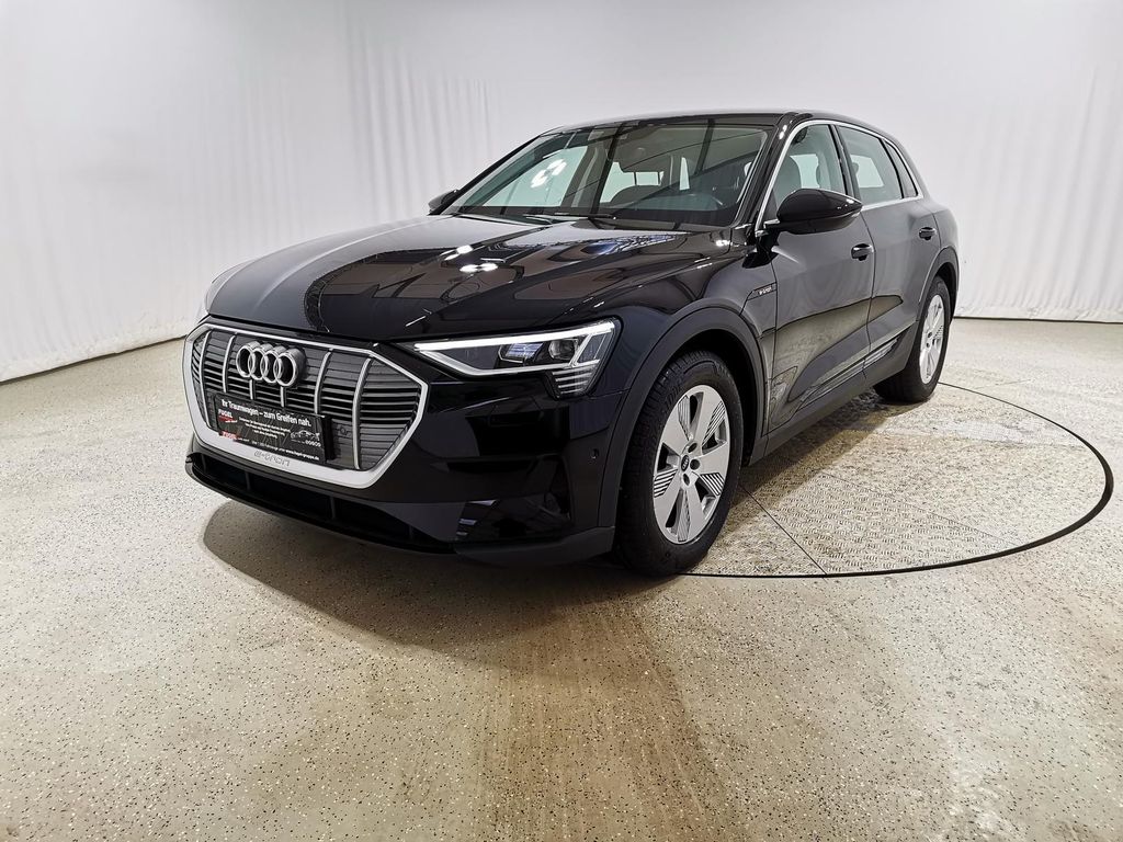 Audi e-tron 2022
