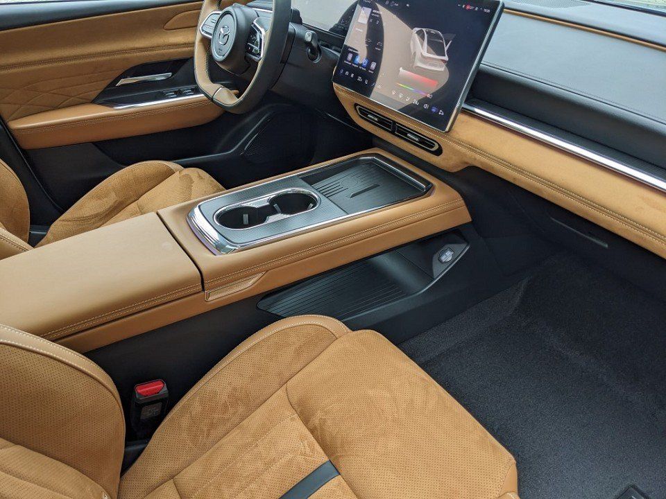 Mazda 6e