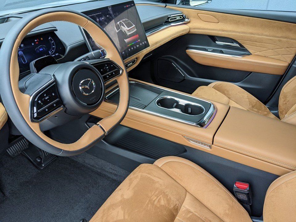 Mazda 6e