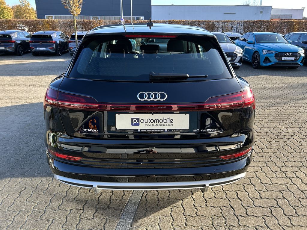 Audi e-tron 2022