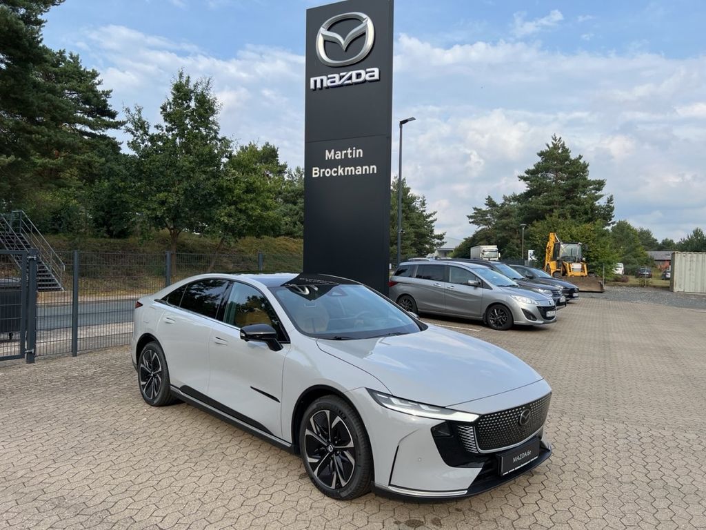 Mazda 6e 2025