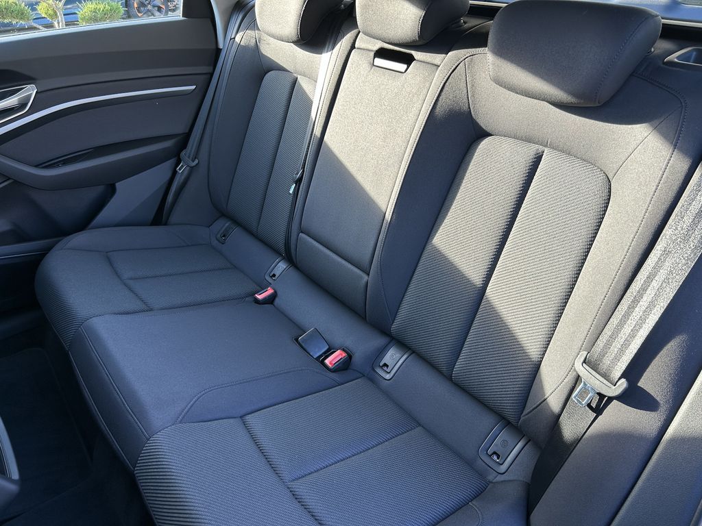 Audi e-tron 2022
