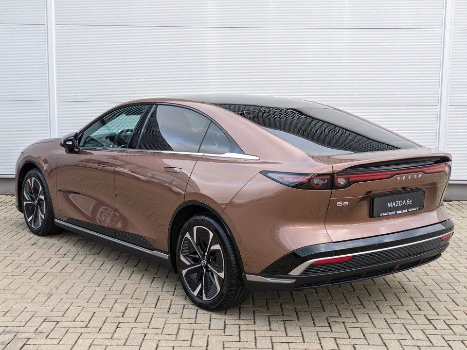 Mazda 6e