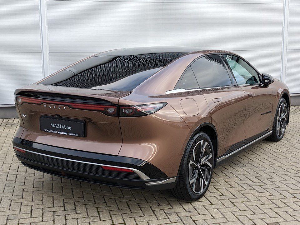 Mazda 6e