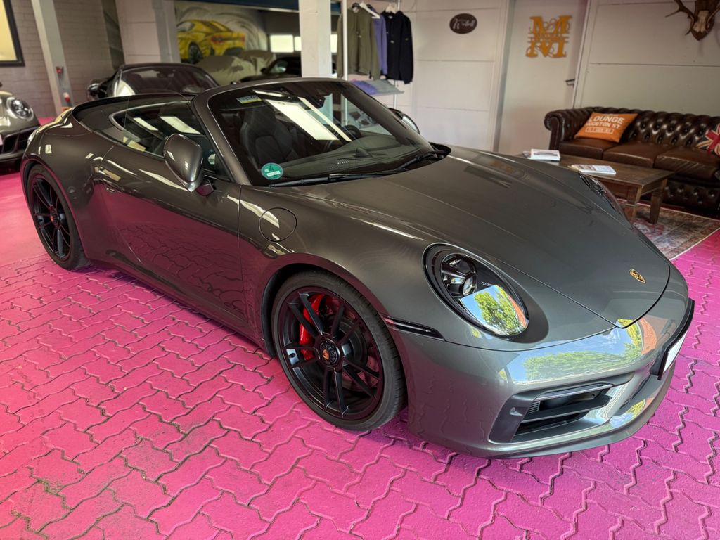 Porsche 992 2023