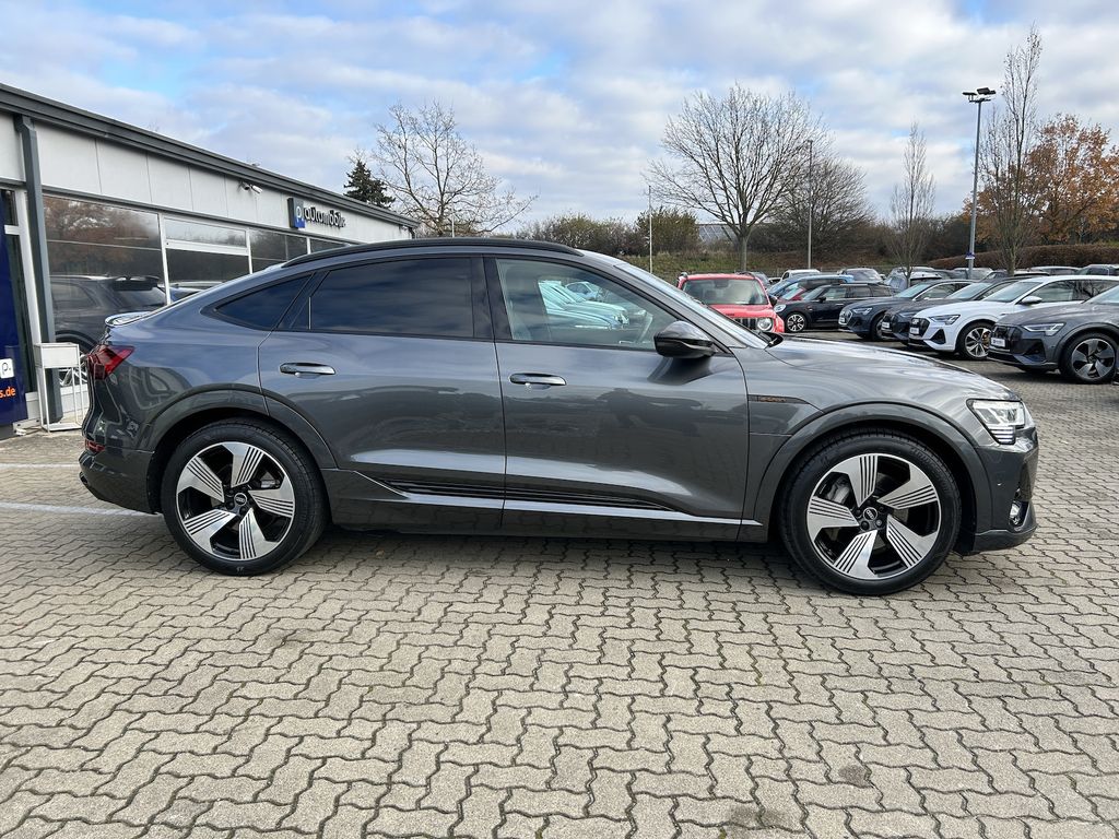 Audi e-tron 2022