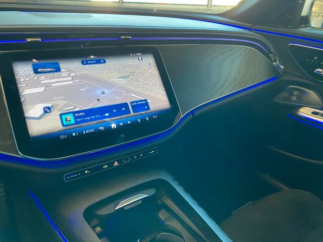 Mercedes-Benz E 220 2025