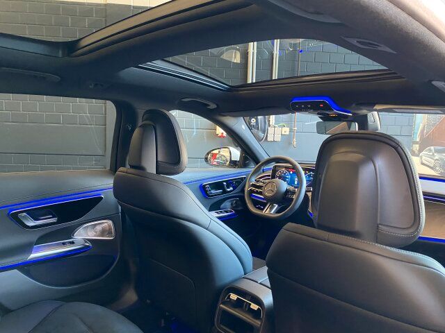 Mercedes-Benz E 220 2025