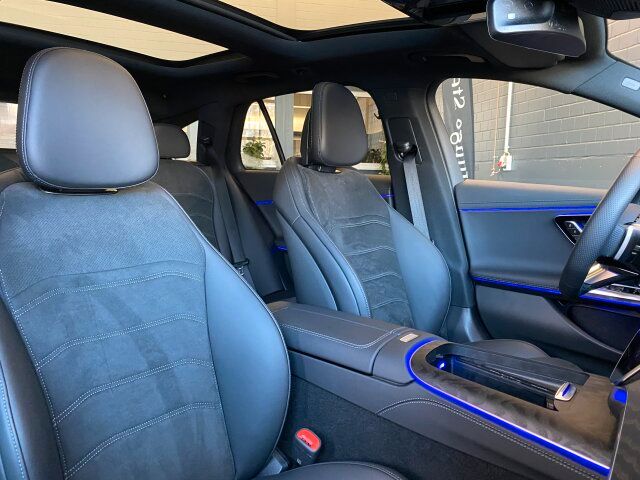 Mercedes-Benz E 220 2025