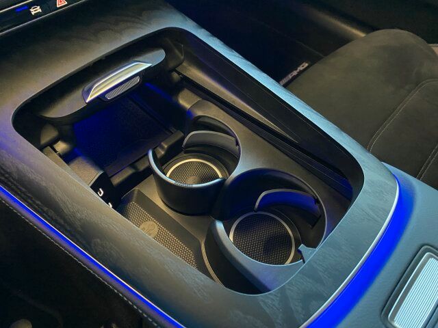 Mercedes-Benz E 220 2025