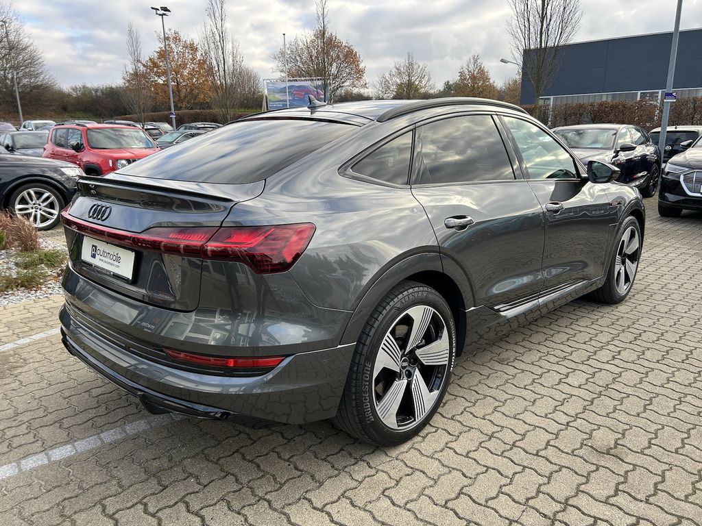 Audi e-tron 2022