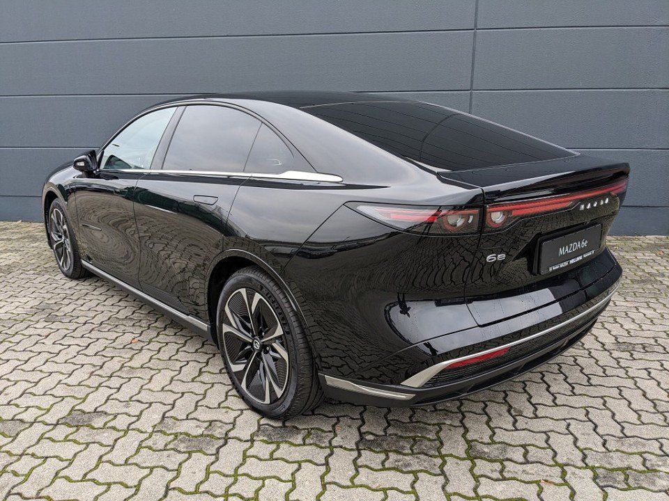 Mazda 6e