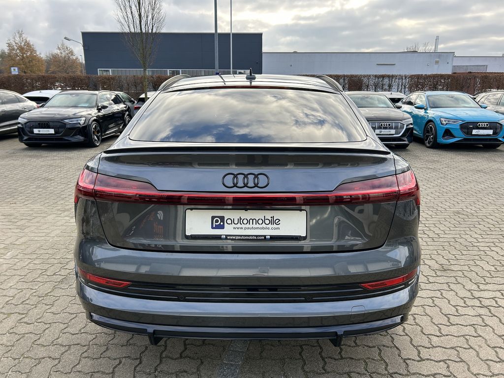 Audi e-tron 2022