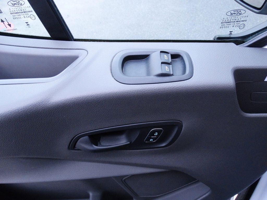Ford Transit 2023