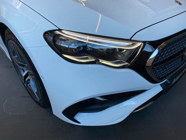 Mercedes-Benz E 220 2025