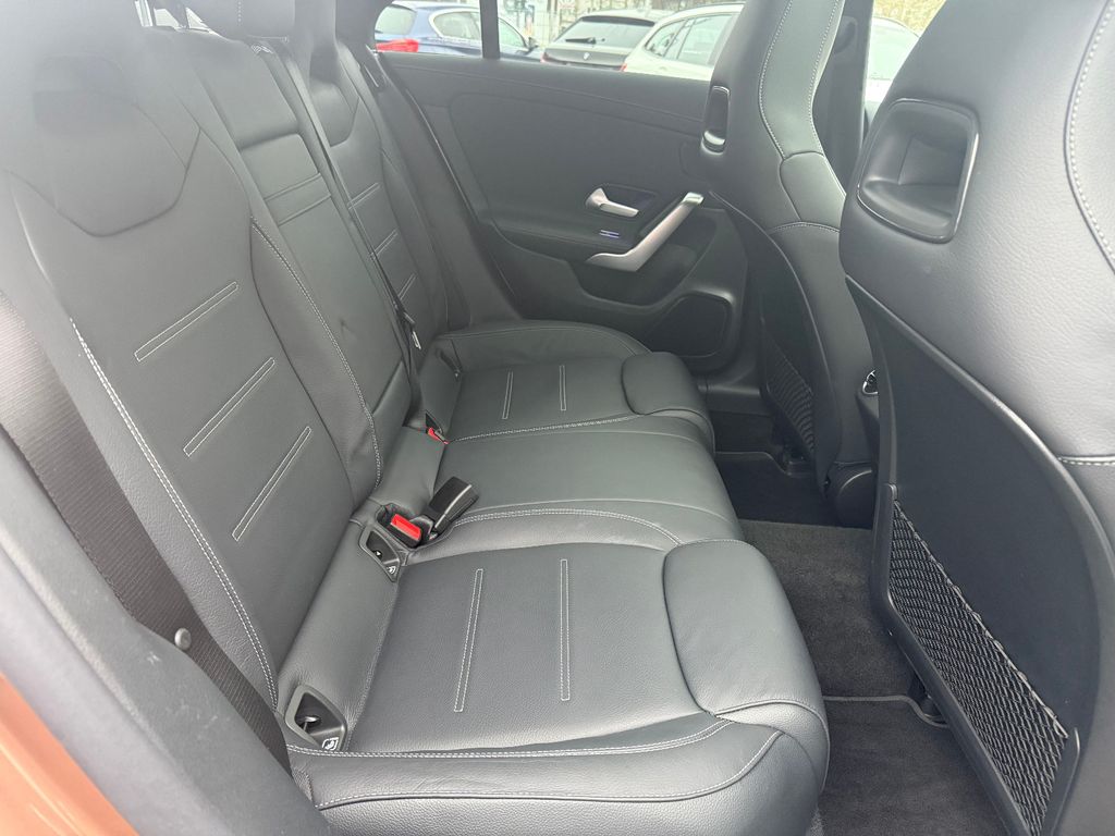 Mercedes-Benz CLA 200 2023