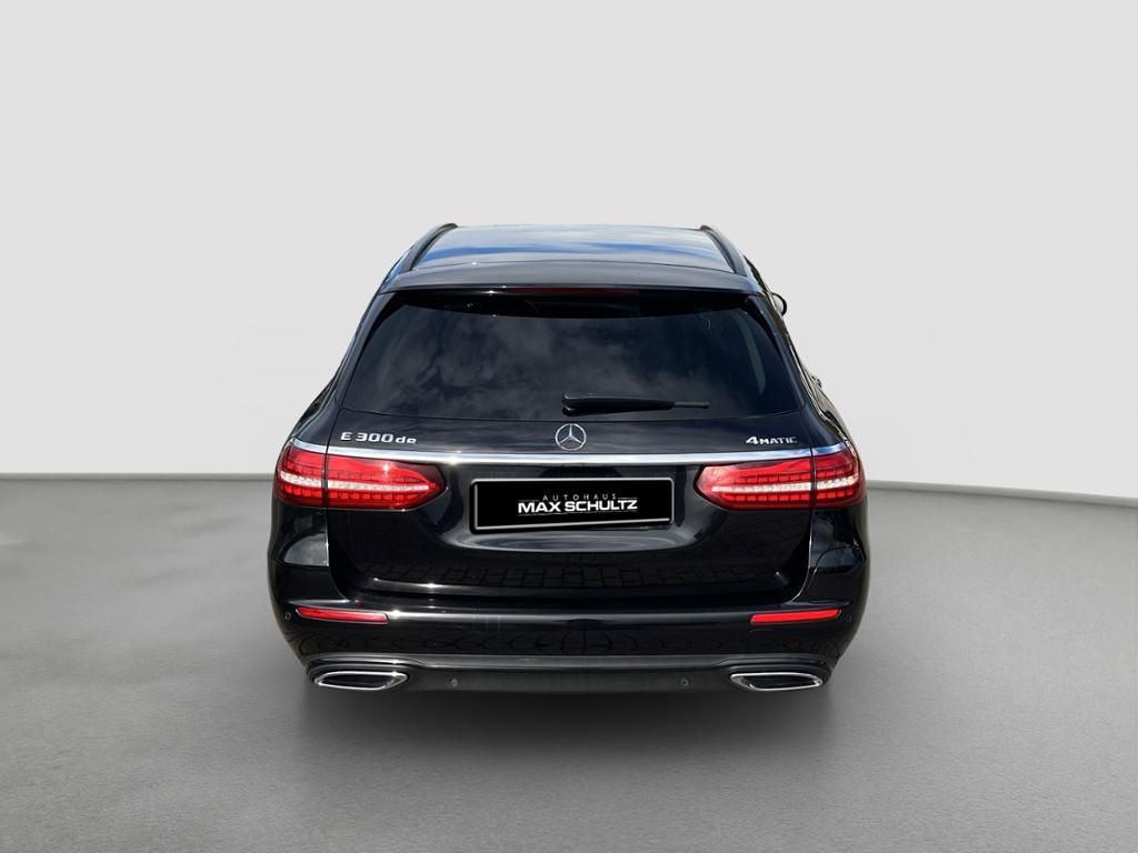Mercedes-Benz E 300 2021