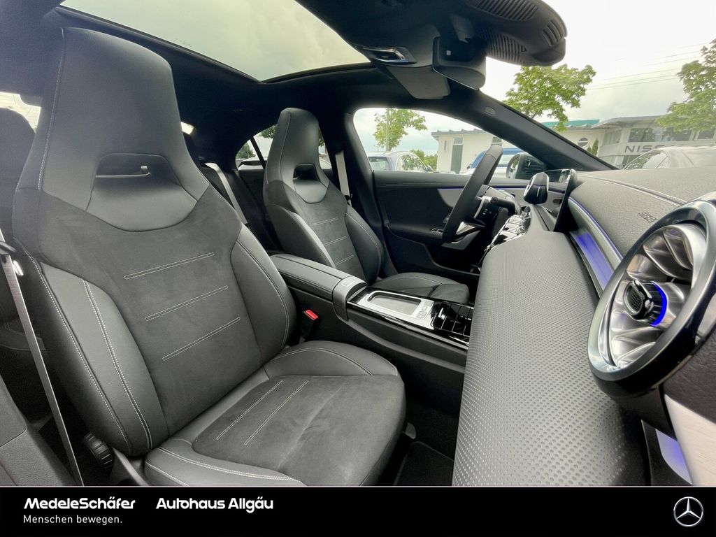 Mercedes-Benz CLA 200 2025