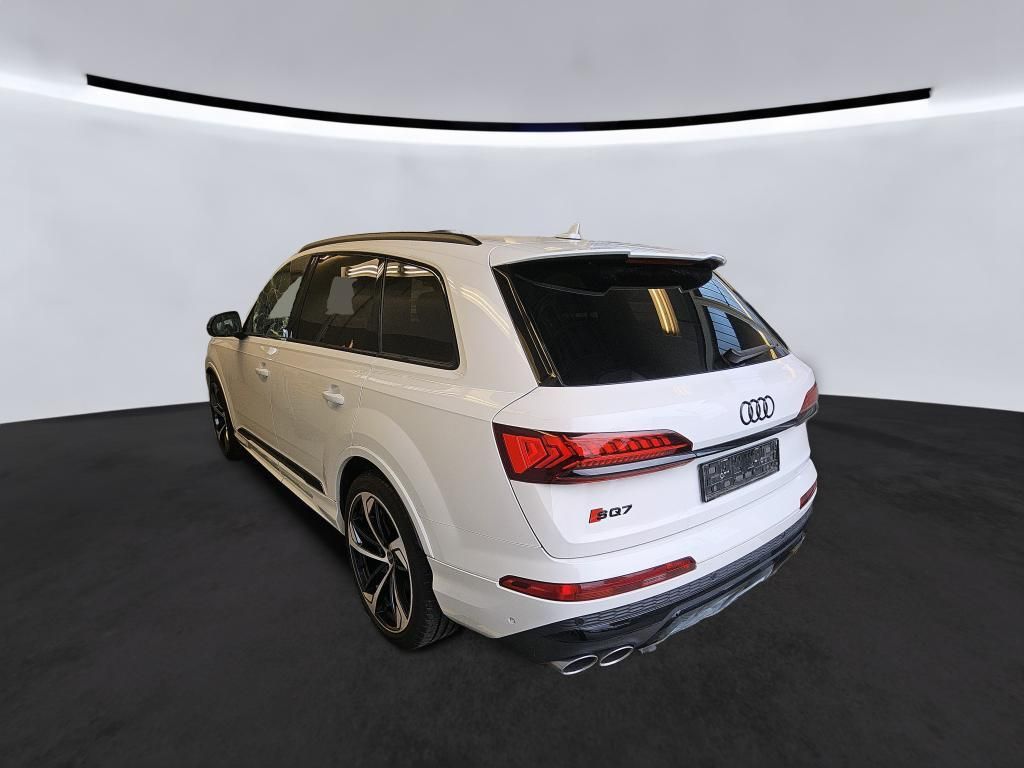 Audi SQ7 2023