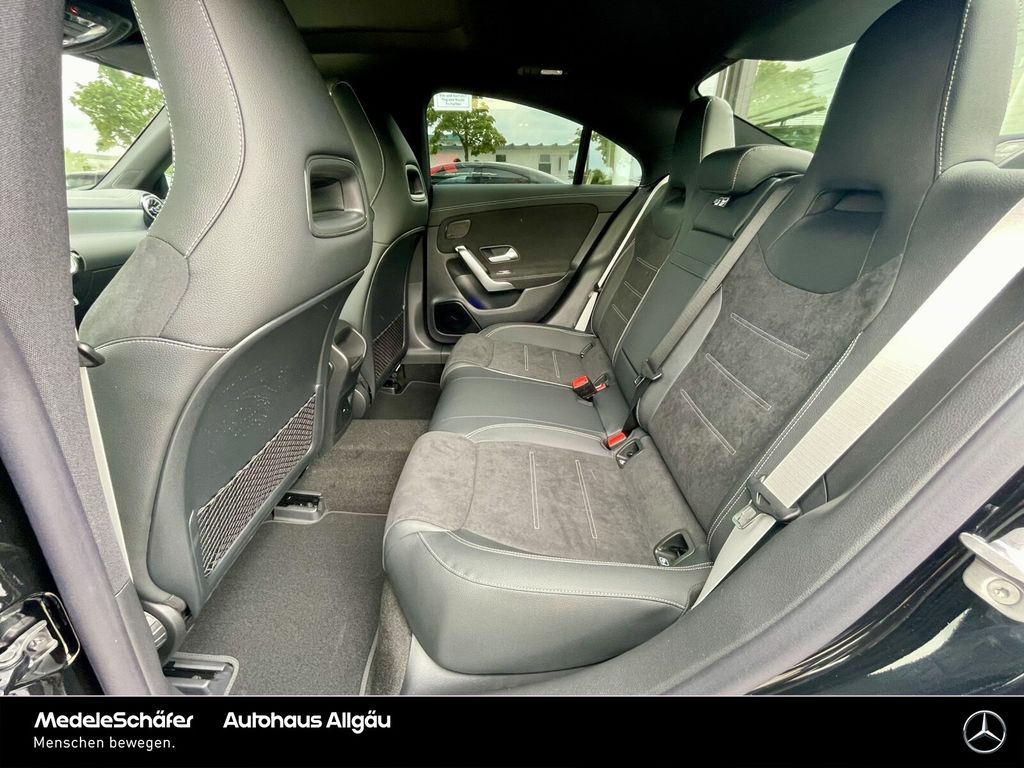 Mercedes-Benz CLA 200 2025