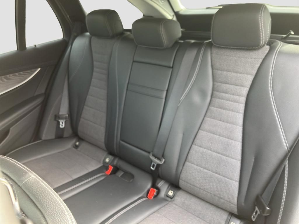 Mercedes-Benz E 300 2021