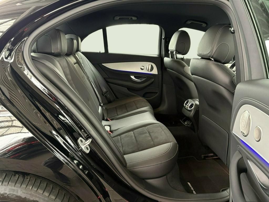 Mercedes-Benz E 300 2022