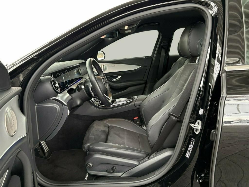 Mercedes-Benz E 300 2022