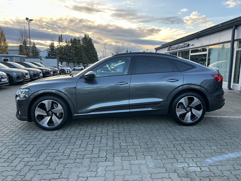 Audi e-tron 2021