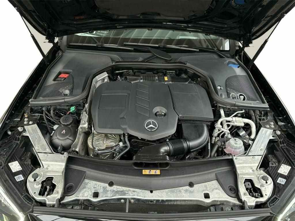 Mercedes-Benz E 300 2022