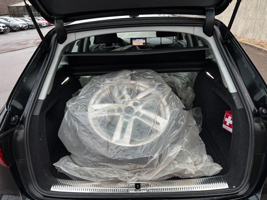 Audi A4 2023