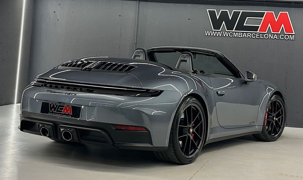 Porsche 992 2025