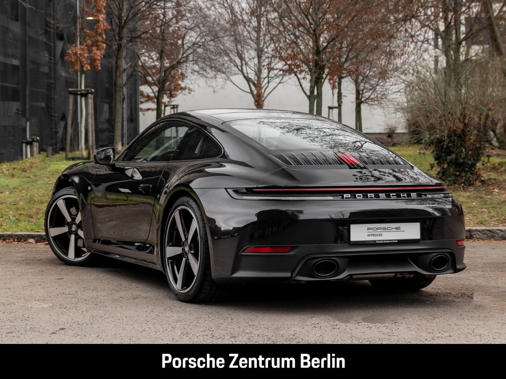 Porsche 992 2025
