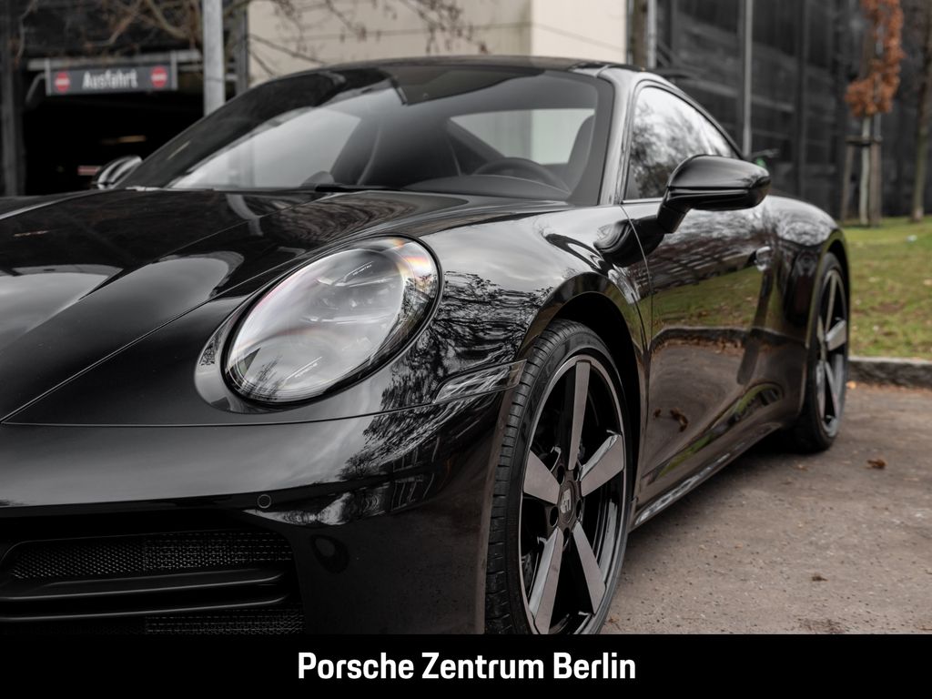 Porsche 992 2025