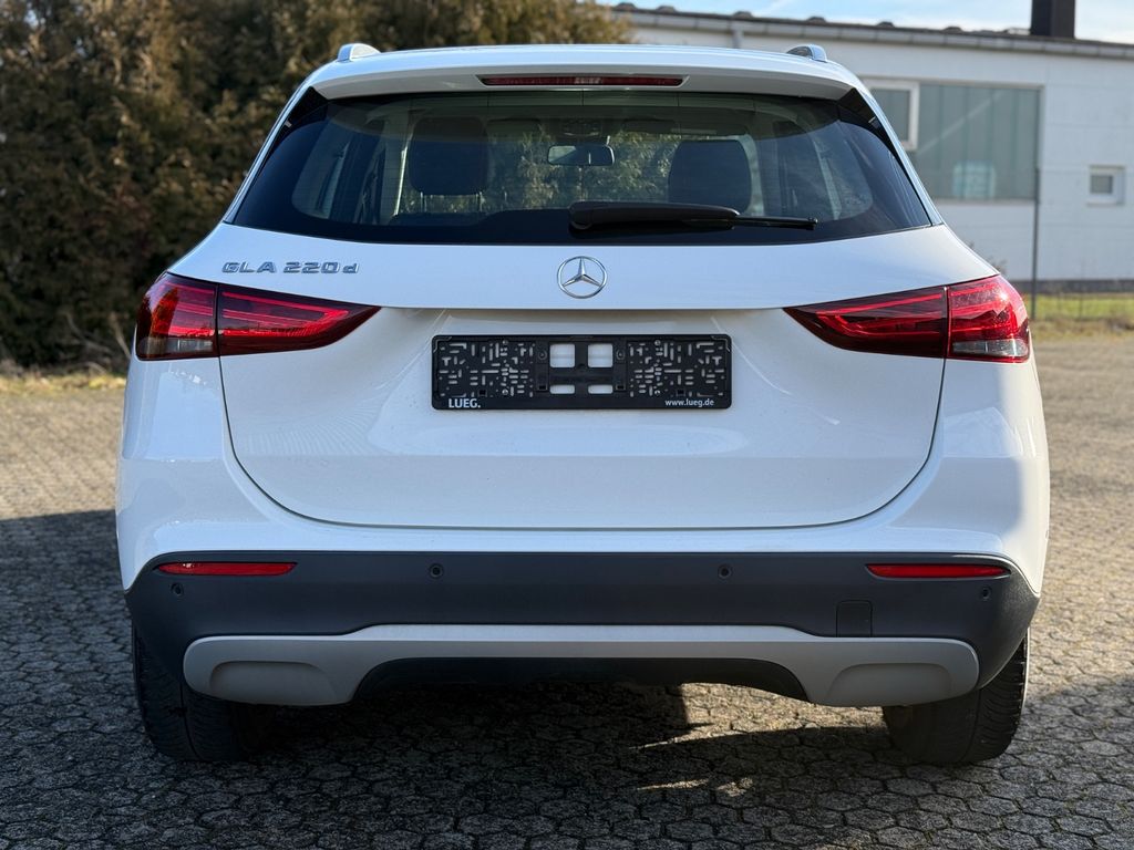 Mercedes-Benz GLA 220 2021
