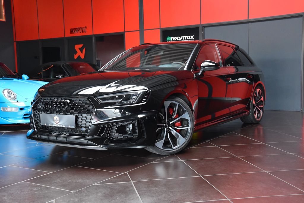 Audi RS4 2018