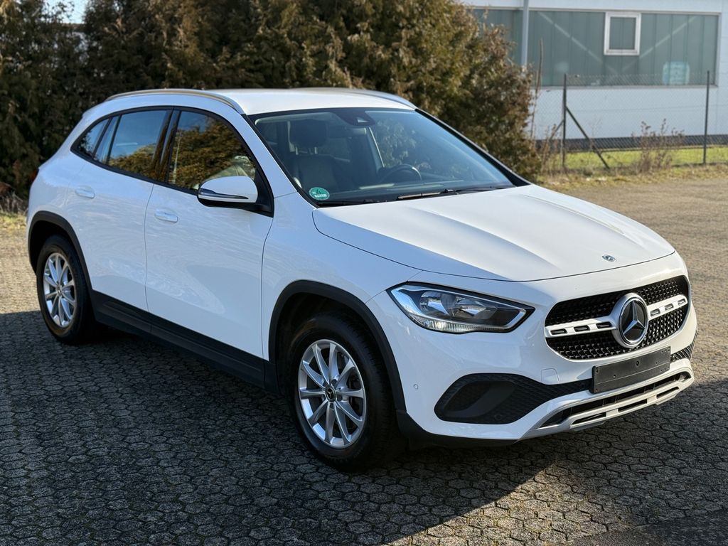 Mercedes-Benz GLA 220 2021