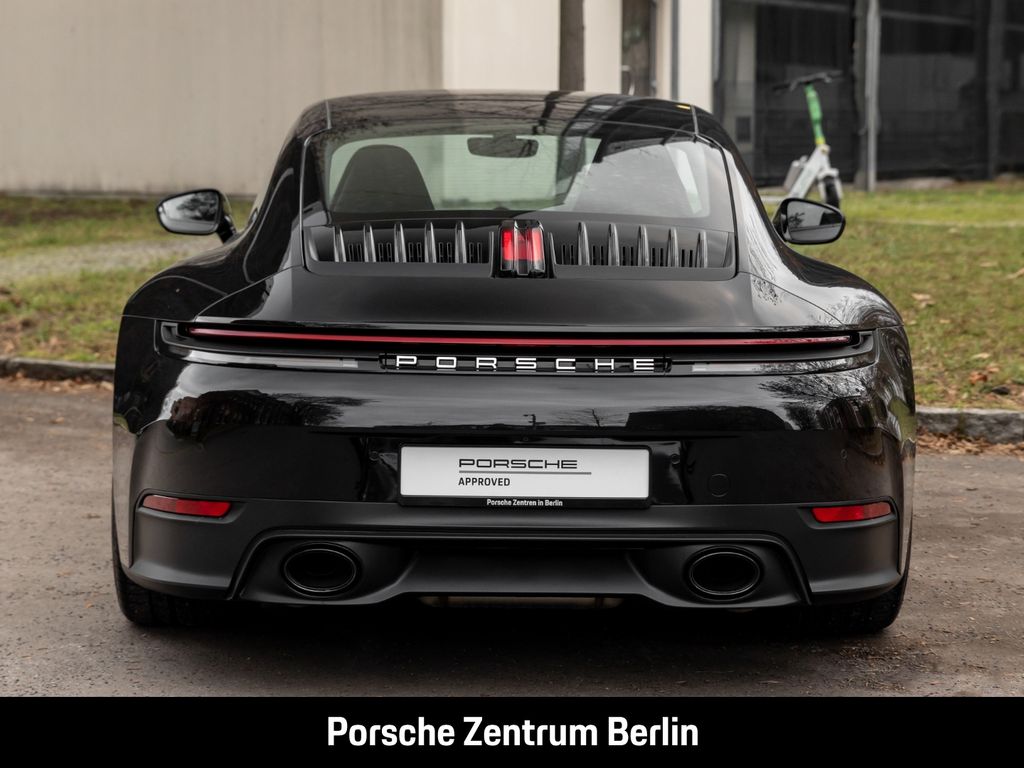 Porsche 992 2025