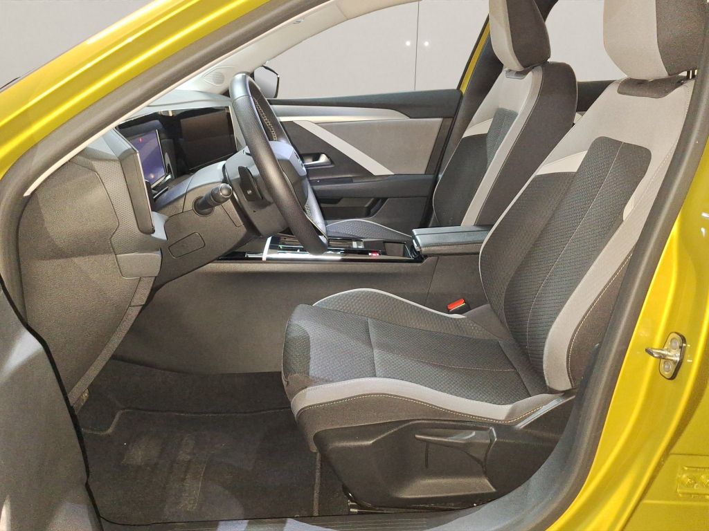 Opel Astra 2022